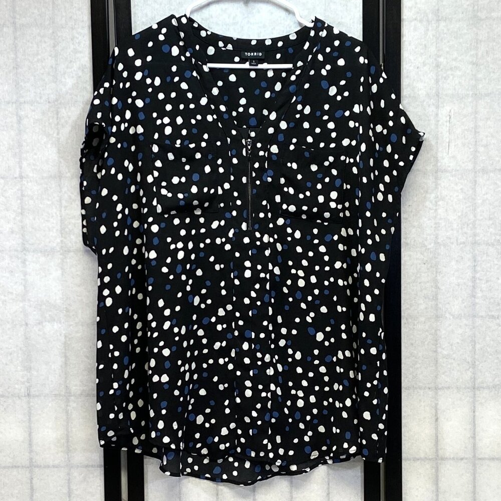Torrid Polka Dot Sleeveless Zip V Neck Semi Sheer Top Black White Blue 1